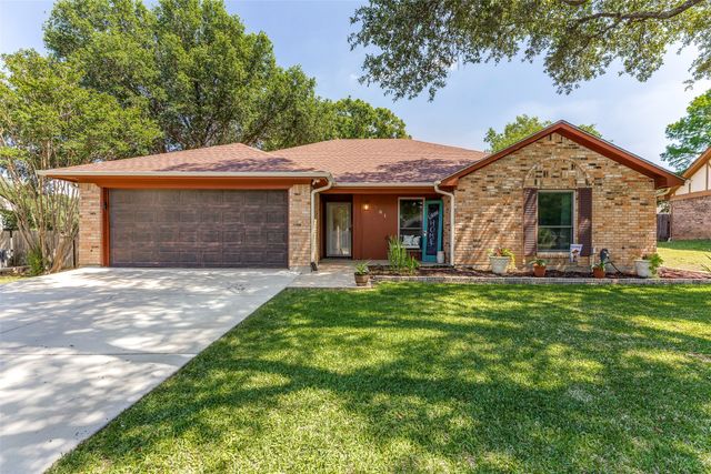 301 Shawnee Trail, Keller, TX 76248