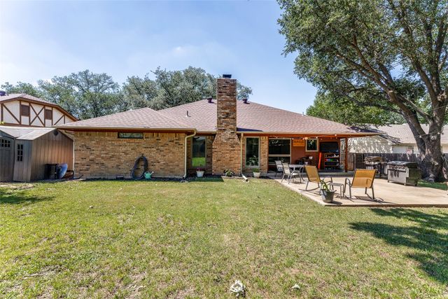 301 Shawnee Trail, Keller, TX 76248