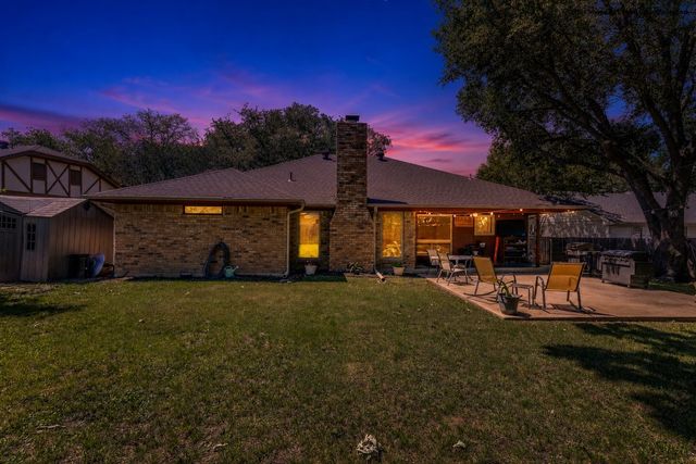 301 Shawnee Trail, Keller, TX 76248