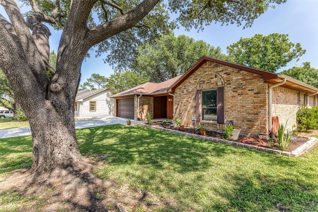 301 Shawnee Trail, Keller, TX 76248