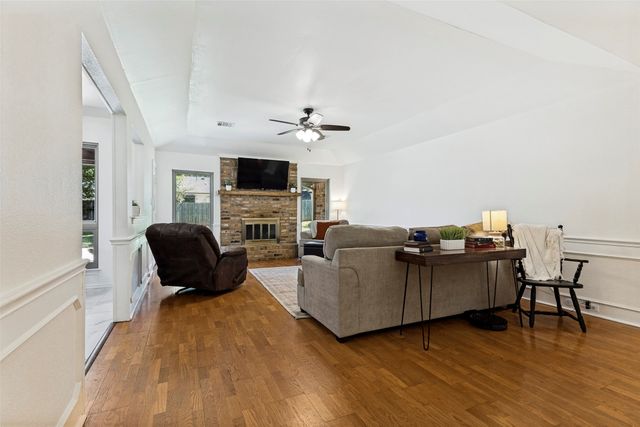 301 Shawnee Trail, Keller, TX 76248