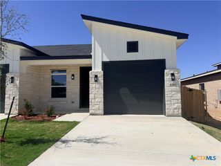 1311 Lone Pine Way, Killeen, TX 76543