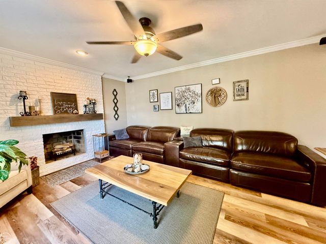 47043 Sanborn Drive, Macomb, MI 48044