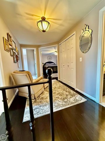 47043 Sanborn Drive, Macomb, MI 48044
