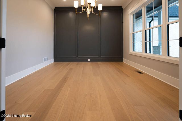 2716 Adenmore Ct, Prospect, KY 40059