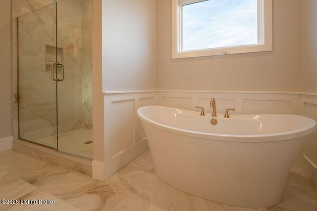 2716 Adenmore Ct, Prospect, KY 40059