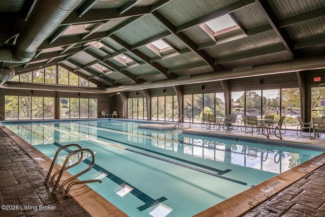 2716 Adenmore Ct, Prospect, KY 40059