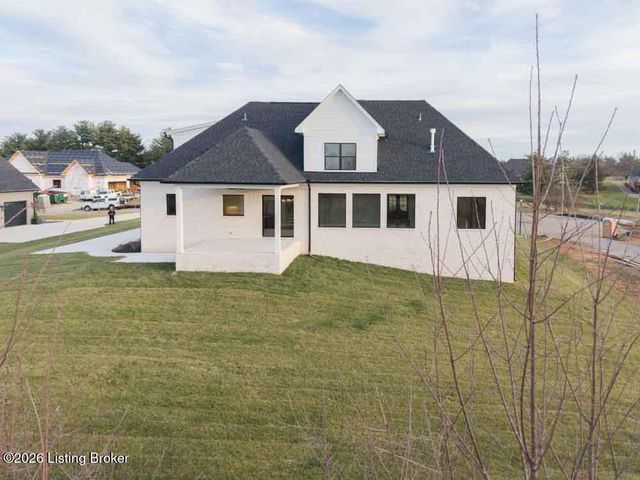 2716 Adenmore Ct, Prospect, KY 40059