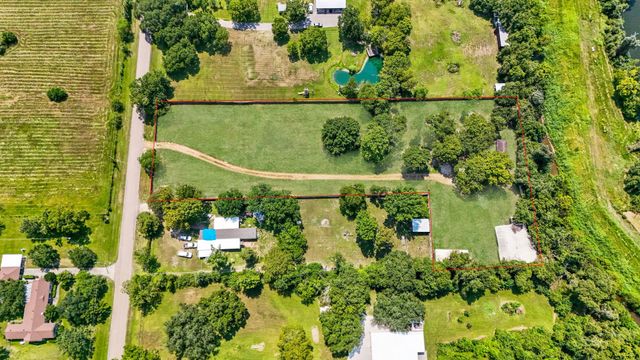 2234 County Road 155, Alvin, TX 77511