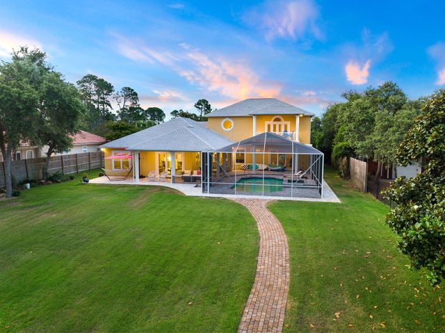 8127 N Lagoon Drive, Panama City Beach, FL 32408