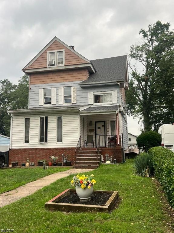 224 W 3Rd Ave, Roselle Boro, NJ 07203