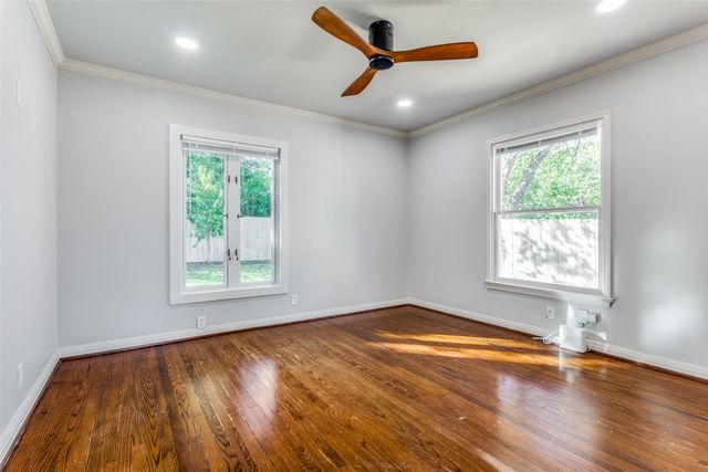 6437 Calmont Avenue, Fort Worth, TX 76116