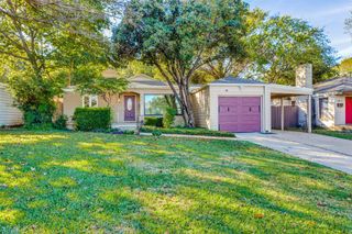 6437 Calmont Avenue, Fort Worth, TX 76116