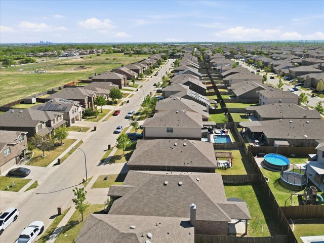 7705 Captain Lane, Fort Worth, TX 76179