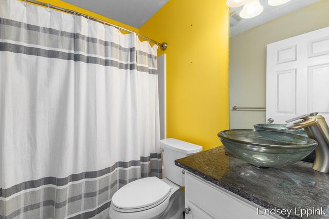 428 Escanaba Lane, Muskegon, MI 49442