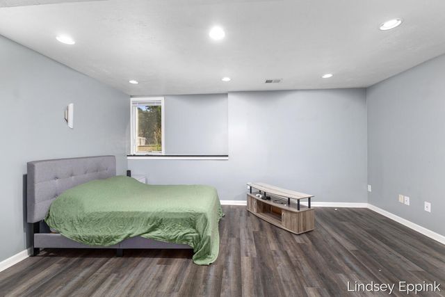 428 Escanaba Lane, Muskegon, MI 49442