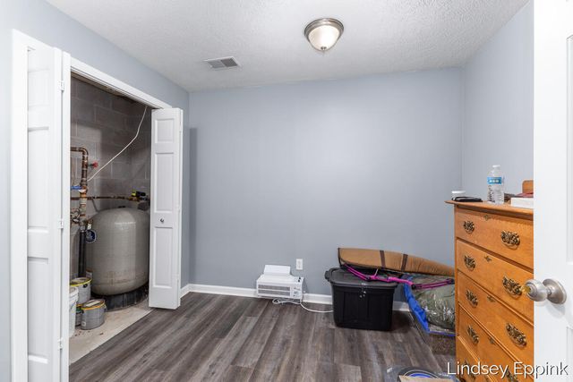 428 Escanaba Lane, Muskegon, MI 49442