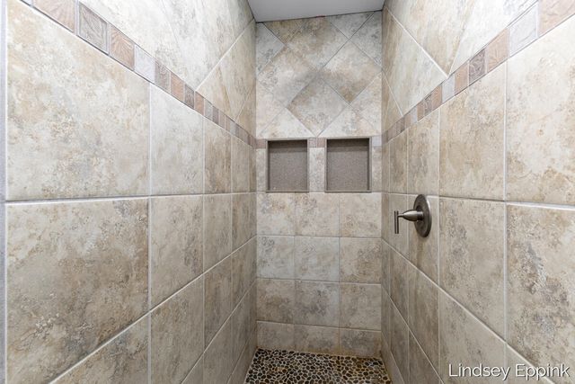 428 Escanaba Lane, Muskegon, MI 49442