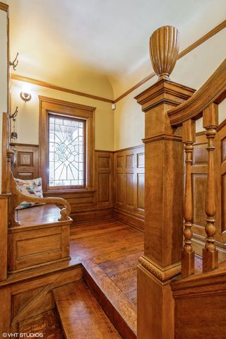 6316 N MAGNOLIA Avenue, Chicago, IL 60660