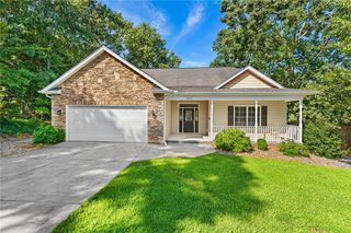 307 Willowbrook Lane, Seneca, SC 29678