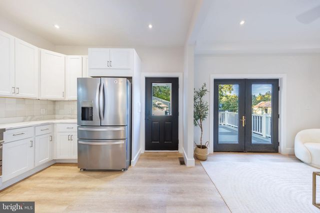 2806 FRANKLIN ST NE, Washington, DC 20018