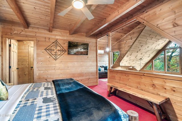 1617 Silver Poplar Lane, Sevierville, TN 37876