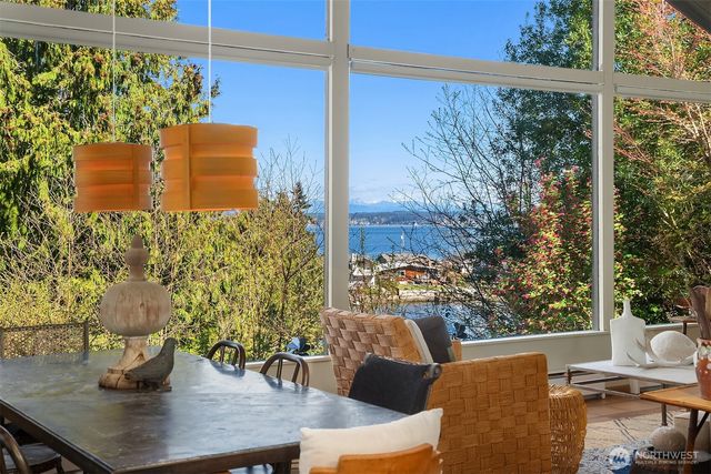 1363 Country Club Drive, Camano Island, WA 98282