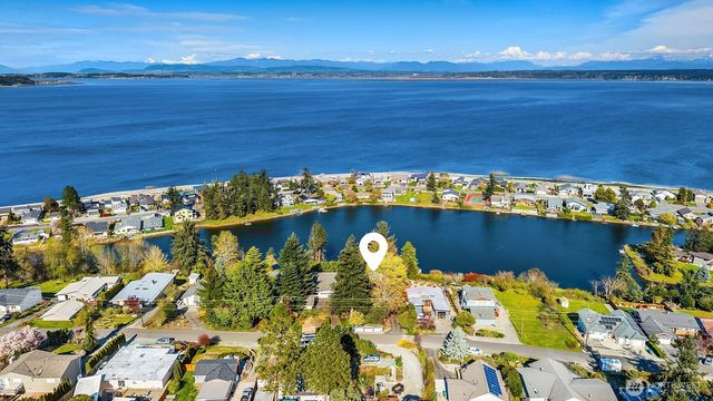 1363 Country Club Drive, Camano Island, WA 98282