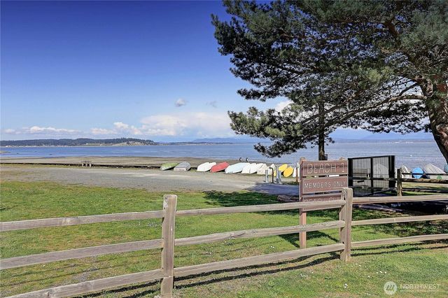 1363 Country Club Drive, Camano Island, WA 98282