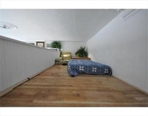 228 Beacon St 4A, Boston, MA 02116