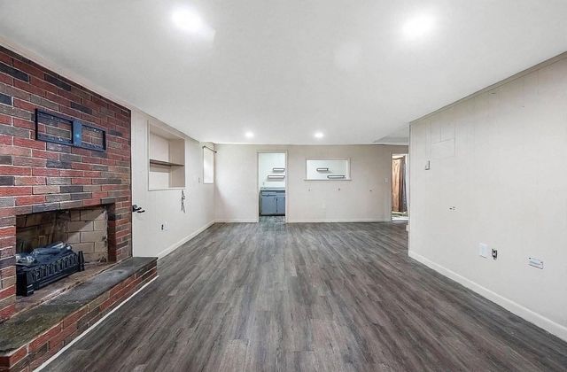 36 Roman Dr, Shrewsbury, MA 01545