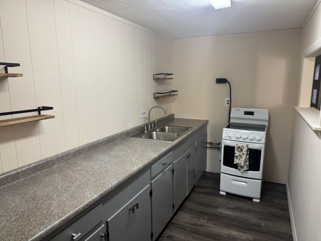 36 Roman Dr, Shrewsbury, MA 01545