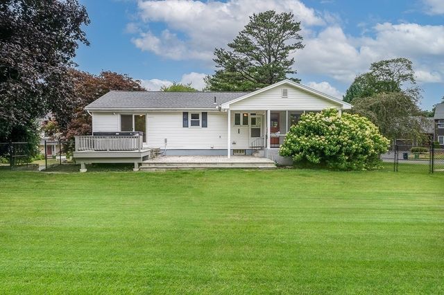 36 Roman Dr, Shrewsbury, MA 01545