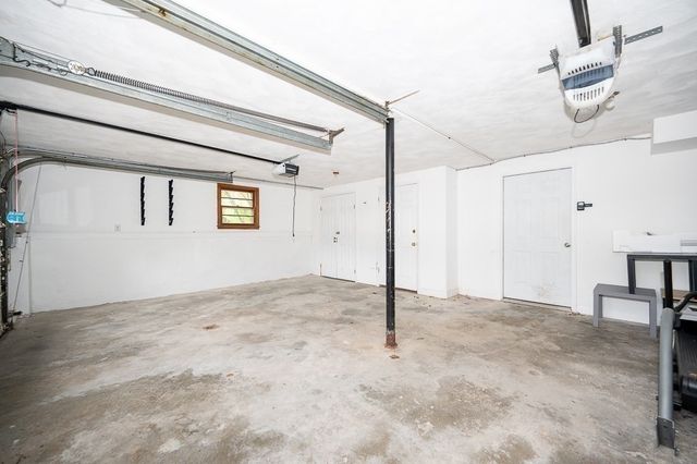 36 Roman Dr, Shrewsbury, MA 01545