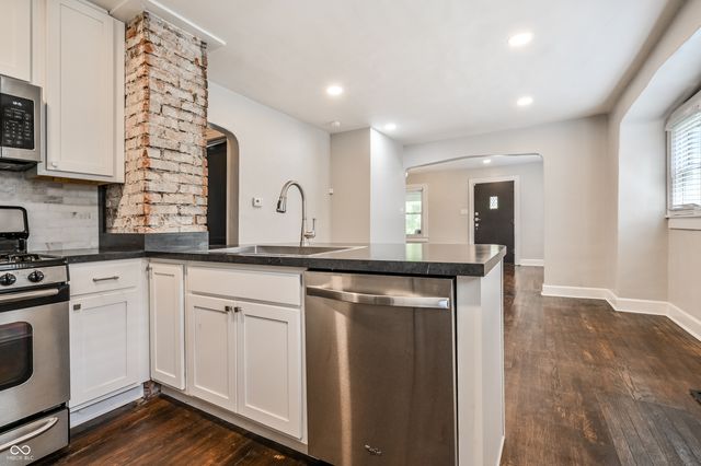 957 E Yoke Street, Indianapolis, IN 46203