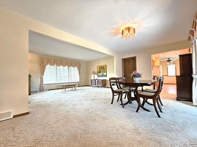 W225N8303 Longview DRIVE, Lisbon, WI 53089