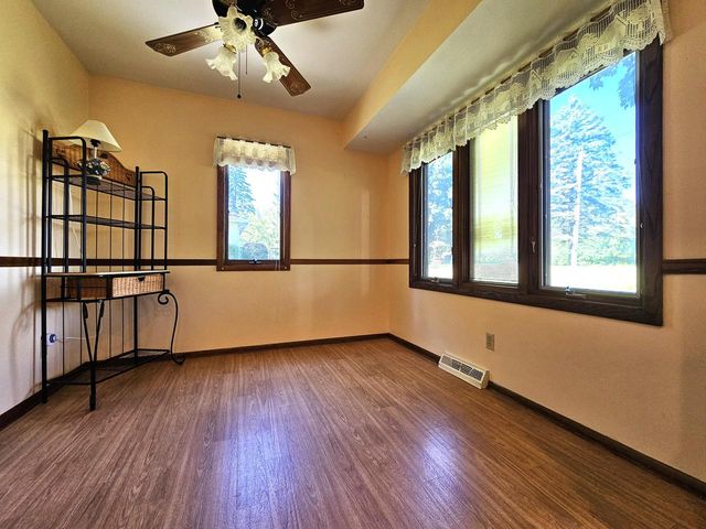 W225N8303 Longview DRIVE, Lisbon, WI 53089