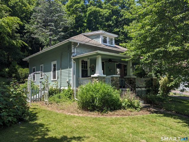 111 Woolson Street, Watertown, CT 06795