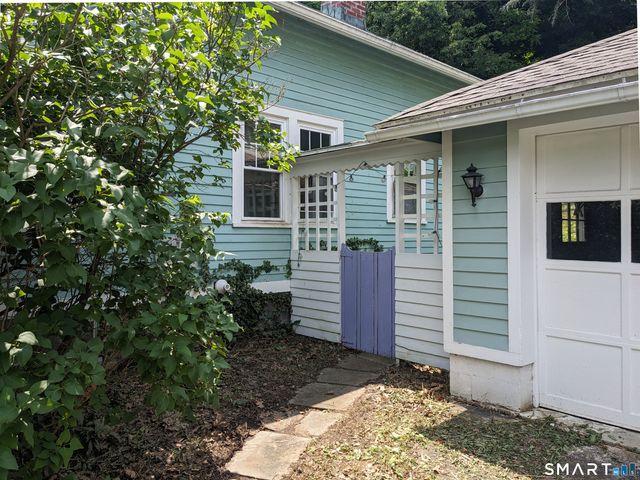 111 Woolson Street, Watertown, CT 06795