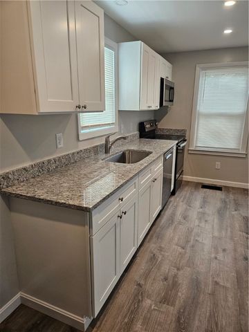 83 John Street, Westerly, RI 02891