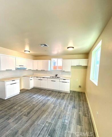 1128 E 28th, Los Angeles, CA 90011