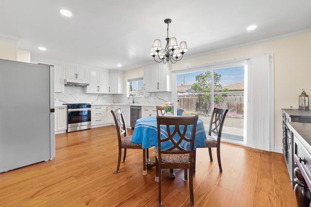 2347 Bennington Lane, Hayward, CA 94545