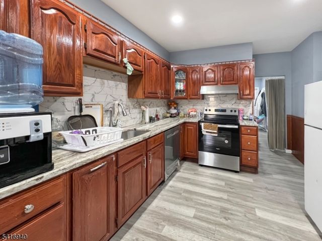 298 Maple Ave, Pohatcong Twp., NJ 08865