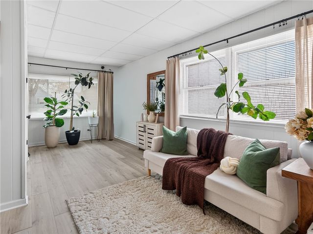 22 Ridgewood Road, Greece, NY 14626