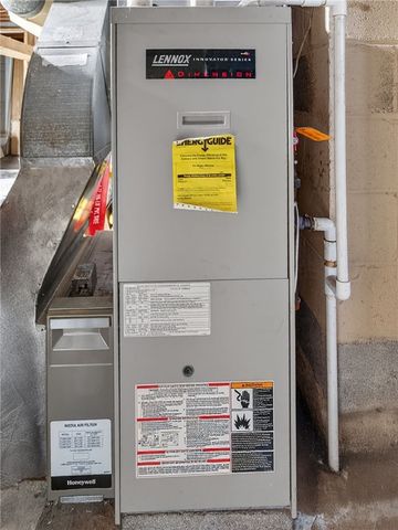 22 Ridgewood Road, Greece, NY 14626