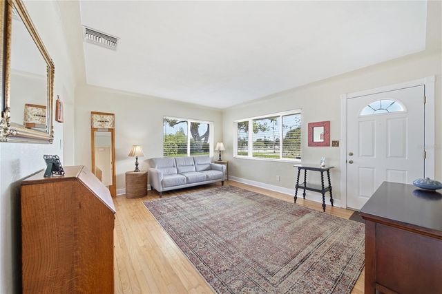 4800 23RD AVENUE N, St Petersburg, FL 33713