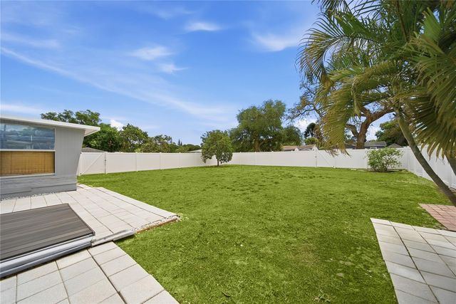 4800 23RD AVENUE N, St Petersburg, FL 33713