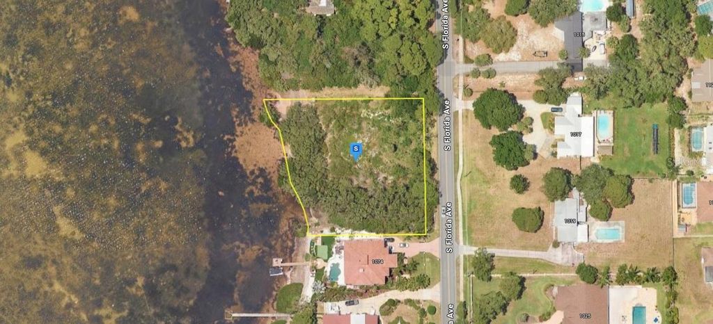 1054 FLORIDA AVENUE, Tarpon Springs, FL 34689