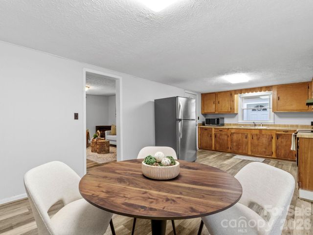 16180 US Hwy 19W Highway, Green Mountain, NC 28740