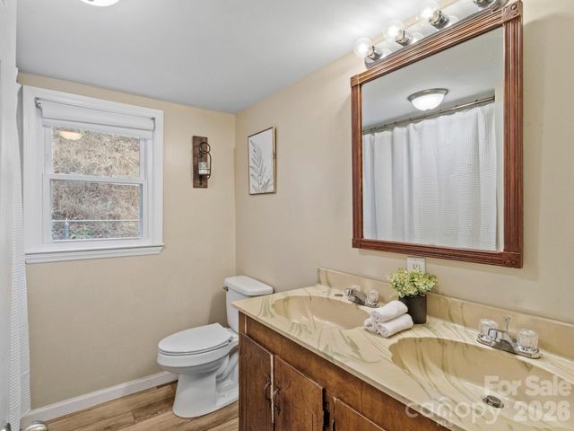 16180 US Hwy 19W Highway, Green Mountain, NC 28740